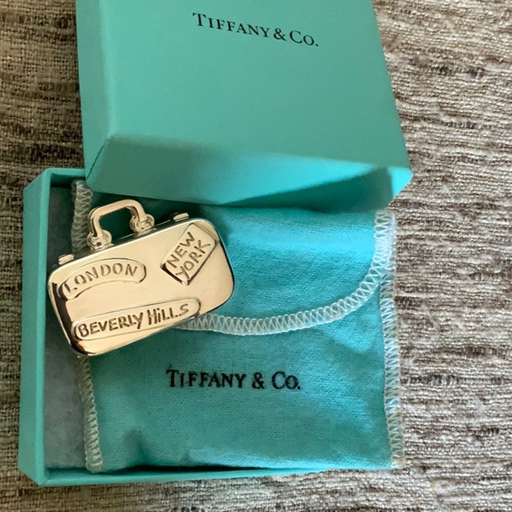 TIFFANY & CO sterling suitcase pillbox NWOT